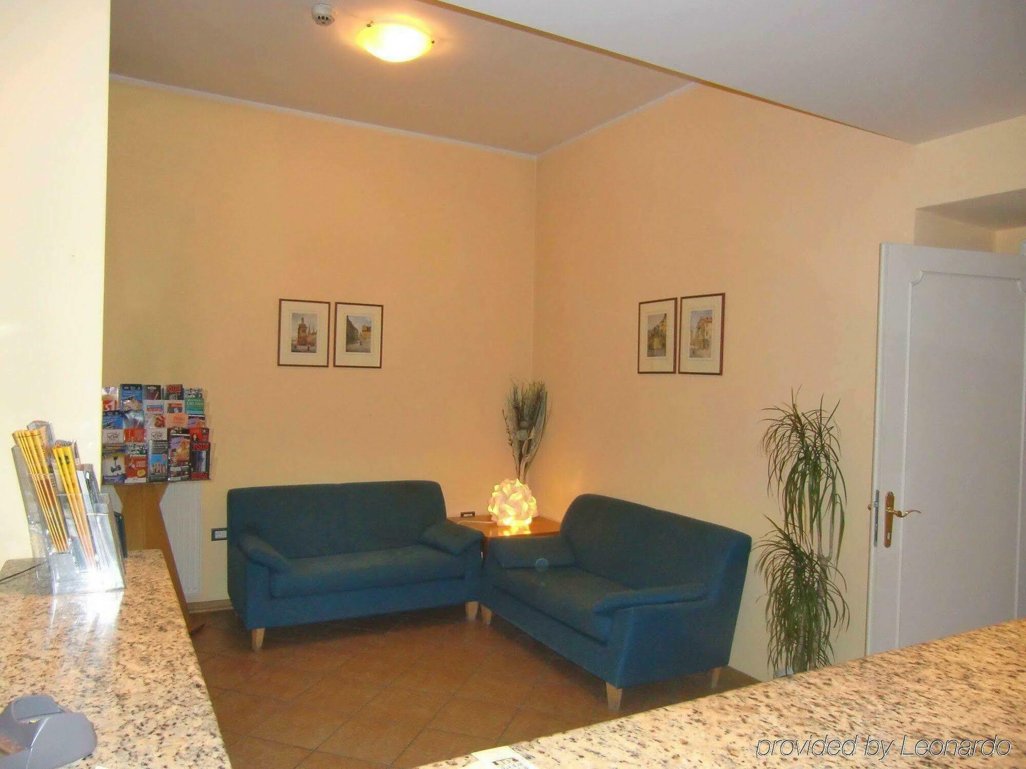 Central Hotel Tiepolo Prague Dalaman gambar